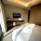 Elegant 2BR in Address Dubai Opera - 1 min walk from Burj Khalifa and Dubai Mall