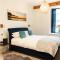 Devils Falls at the Luxury Hafod Hotel Aberystwyth - 德弗尔斯布里奇