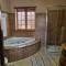 Duckpond Lodge - Oudtshoorn