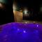 Mieuxqualhotel jacuzzi privatif Velvet Desire