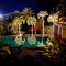 Villa LES TILILIS - BELLE VILLA DE 300 M2 SITUEE AU CALME AVEC GRANDE PISCINE ET VUE MONTAGNE
