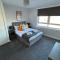 3-Bed Apartment Central Greenock - Greenock