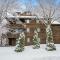 Highridge B20 Spectacular Top Floor Two Bedroom with Loft Condo with Scenic Views and Sports Center