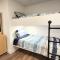 Double Masters - 1 Block To Beach - New Everything - Fort Myers Beach