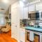 2 Mi to Shelby Farms Charming Family Home with Yard - 孟菲斯