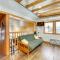 Tiny Home with Deck and Mtn Views in Lake Arrowhead! - Lake Arrowhead
