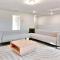 Spacious Modern Retreat Near Downtown EV - 亨茨维尔