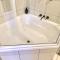 5 Bed 5 Bath Urban Getaway Ipswich Central