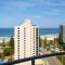 Twin beds room with a great view in Heart of GC