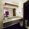 Travelodge by Wyndham Oakley
