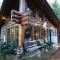 Cabin 97 - pinecone Log Cabin at the Lake that is Pet-friendly - Maple Falls