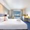 Darwin Harbourside Escape in Two Adjacent Rooms