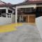 7 minutes driving to TC Beach 123 Guest House - Kuantan