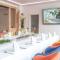 AaRa Hotel