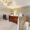 Dos Pinos Spacious Lakefront Cabin with Game Room