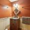 Dos Pinos Spacious Lakefront Cabin with Game Room