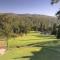 Dos Pinos Spacious Lakefront Cabin with Game Room - غروفلاند