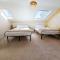 Budget 2BDR apartment 6PPL