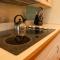 Hideaway Riverfront Cabin in Kernville with Universal EV Charger - Кернвилл