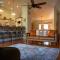 Hideaway Riverfront Cabin in Kernville with Universal EV Charger - Кернвилл