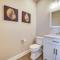 Less Than 1 Mi to Brigantine Beach Home with 2 Decks - بريغانتين