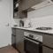 Ultimate Location Chic 2BR Rooftop Pool n Parking