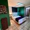 Hostal La Paz & Love Guadalajara