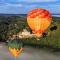 Dreamy 2BR Dordogne Hideaway with Heated Pool and Views - 卡斯泰尔诺拉沙佩尔