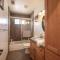 Navigate Stays Serene Mountain Paradise Retreat - Лейк-Эрроухед