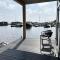 Modern houseboat with view of the Lake - Offingawier