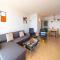 Beachfront apartment with pool access - L'Escala
