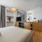 Room in an apartment in central location - Poreč