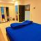 Senai three storey landed 14pax 5BR near airport - Selong Village