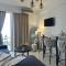 Stella & Eleni Suite With Shared Pool & Open View
