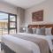 Oceanfront Escape with mountain views - Hermanus