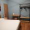 ROOMS 18A