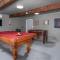 Yosemite Corner w NEW game room/Hot Tub/EV more
