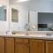 Cozy 4Bd Home Pool & Hot Tub at Trafalgar Resort - 基西米