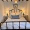 Pear Tree Cottage in the Cotswolds - 水上伯顿