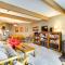 Silverthorne Condo with Lake Views 10 Mi to Skiing! - Silverthorne