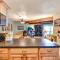 Silverthorne Condo with Lake Views 10 Mi to Skiing! - Silverthorne