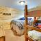 Silverthorne Condo with Lake Views 10 Mi to Skiing! - Silverthorne