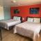 Colonial Motel