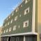 Spacious 1BR Escape - Prime Location - Al Qirawan - Riyadh