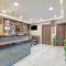 Collection O Hotel Raj Palace
