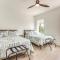 Steps to Beach Spacious Navarre Home with Game Room - Наварр