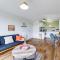 Penthouse Apartment - City Centre - Secure Parking, Balcony, Self-Check-In, Fast Wifi and Smart TV with Netflix by Yoko Property - Milton Keynes