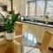 Trendy 2 Bed City Hideaway with Secure Parking - Leicester