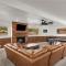 Copper Rock Ridge- Luxury, Pool Table, Hot Tub between Zion and Bryce