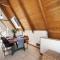 Cozy 3br A-frame Cabin Sauna Deck Views - 伍德兰帕克